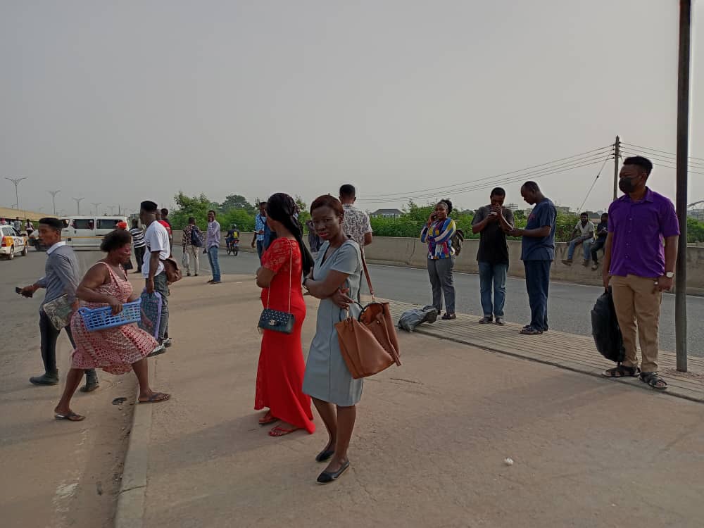 [Photos]: How Accra commuters walked their destinations over transport operators’ strike